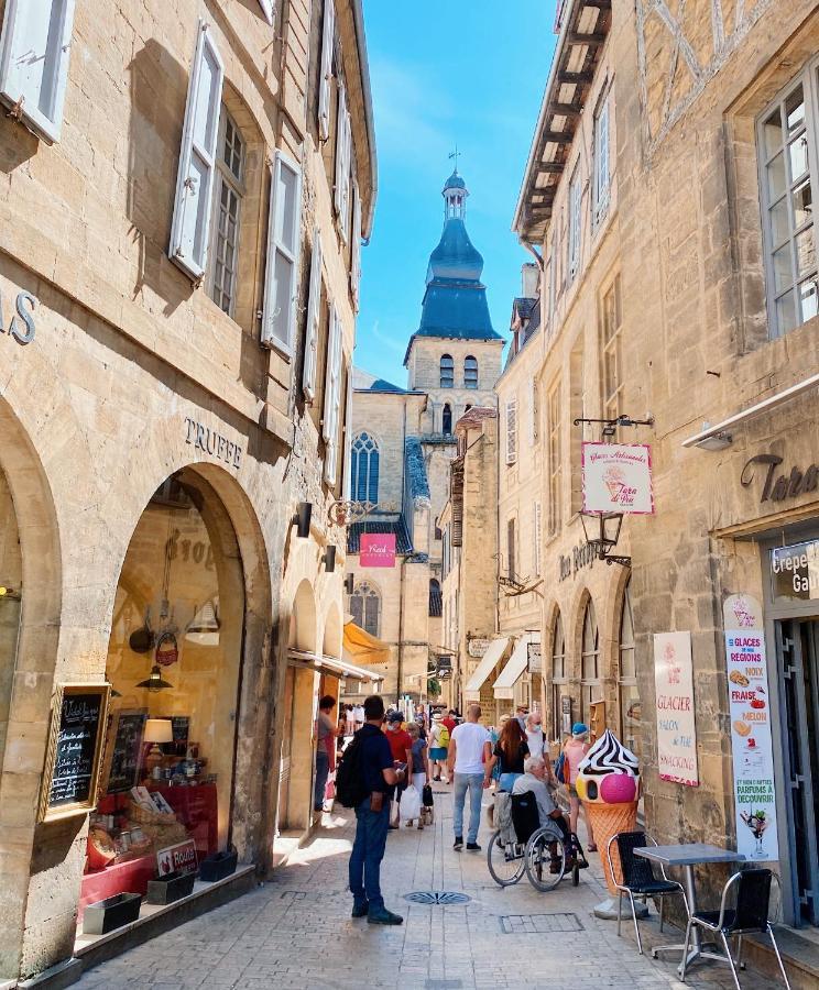 Les Charmes De Carlucet Gite-Beaux Reves Saint-Crepin-et-Carlucet Luaran gambar